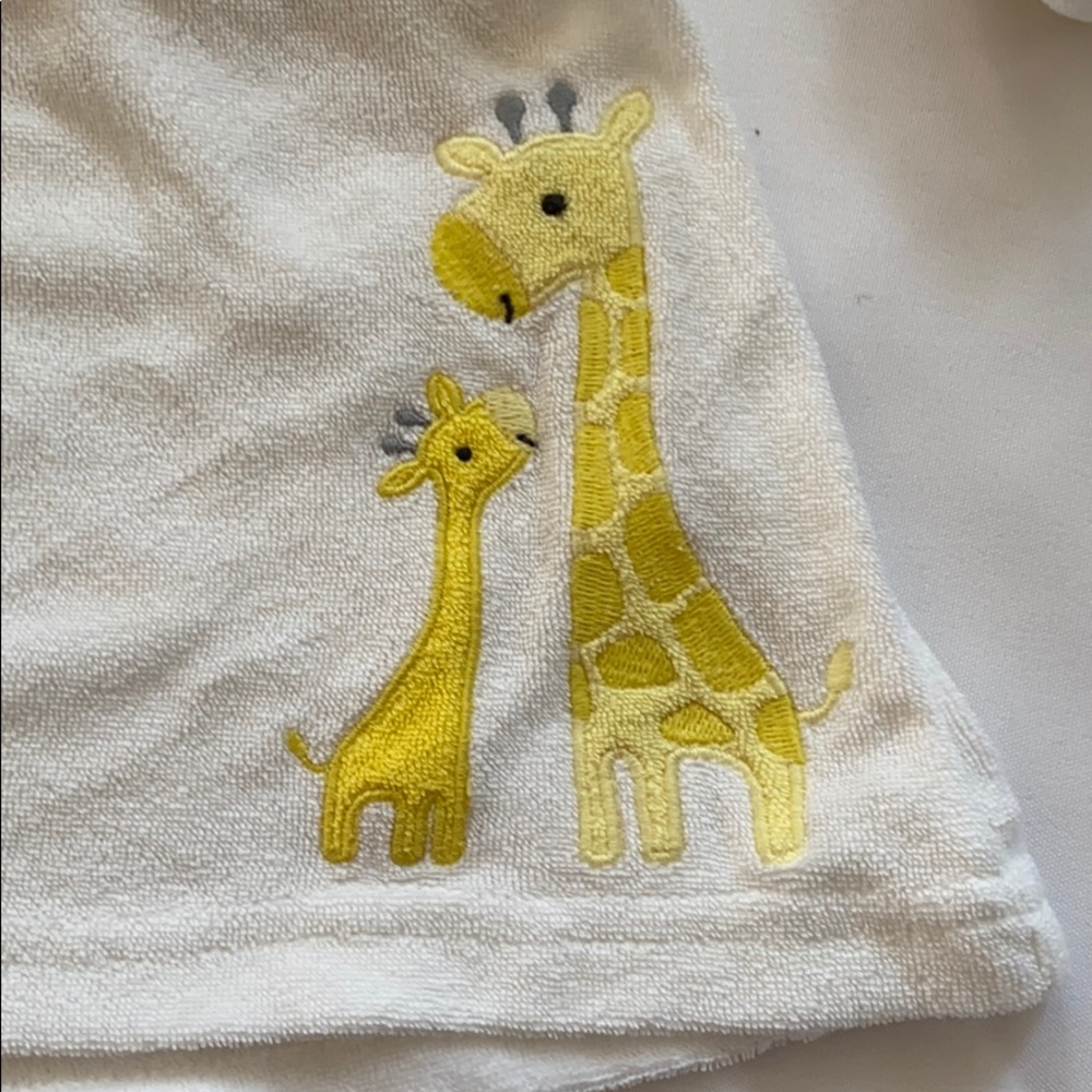 Carter’s Baby Bath Robe - Picture 2 of 3